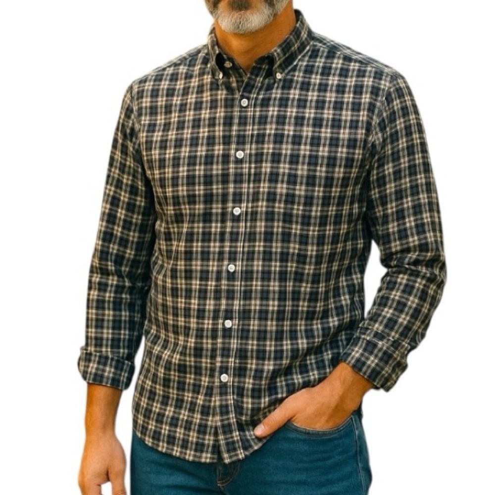 Banana Republic Soft Wash Slim Fit Plaid Black and White Button Down Shi…